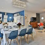 Quai Ouest - Elegante Maison Avec Piscine Feriehus *