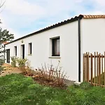 Quai Ouest - Elegante Maison Avec Piscine Feriehus *