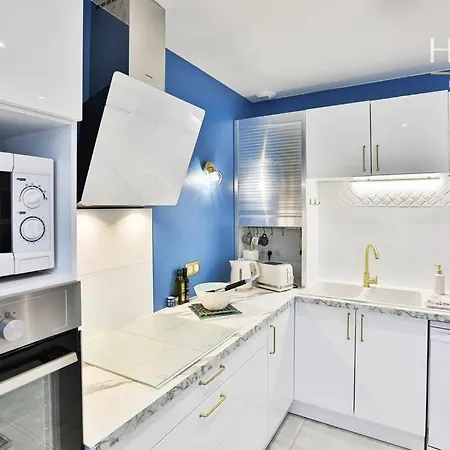 Сasa de vacaciones élégante Maison Avec Piscine Saint-Vincent-sur-Jard