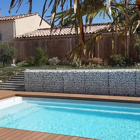 Сasa de vacaciones élégante Maison Avec Piscine