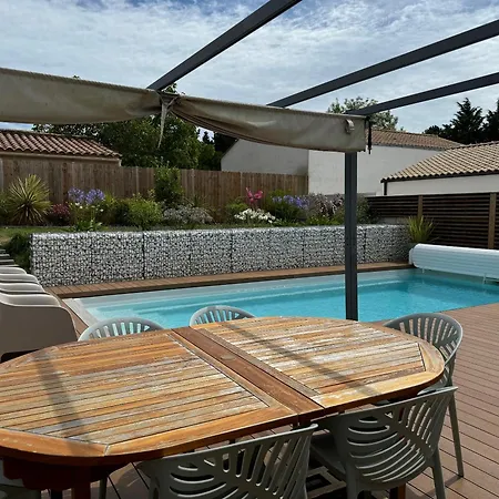 Elegante Maison Avec Piscine סן-ונסן-סור-ז'אר