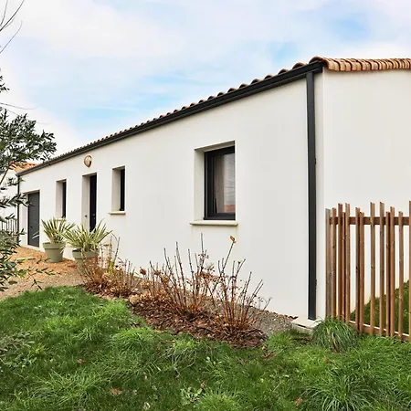 Quai Ouest - Elegante Maison Avec Piscine 別荘 *