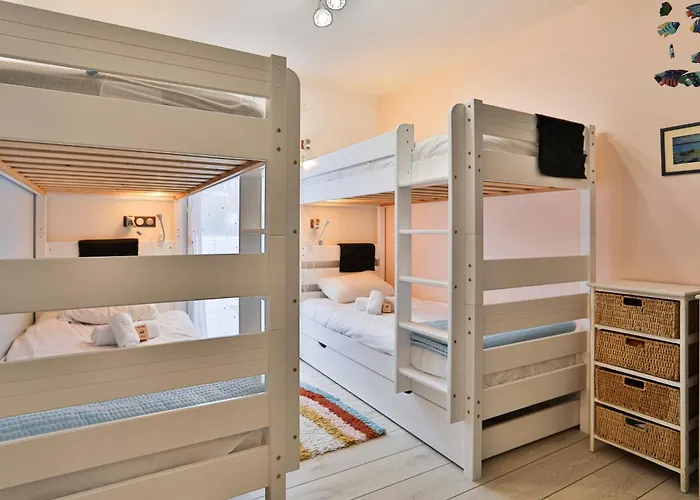 élégante Maison Avec Piscine Hébergement de vacances